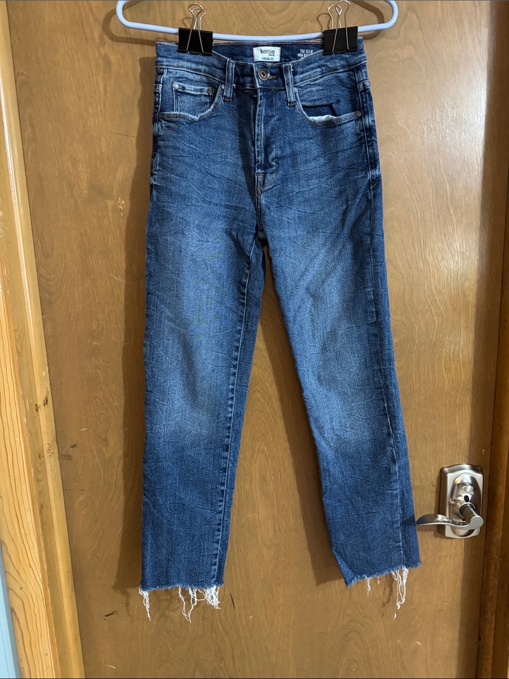 Kensie Medium Blue Straight Leg Jeans with Frayed Hem